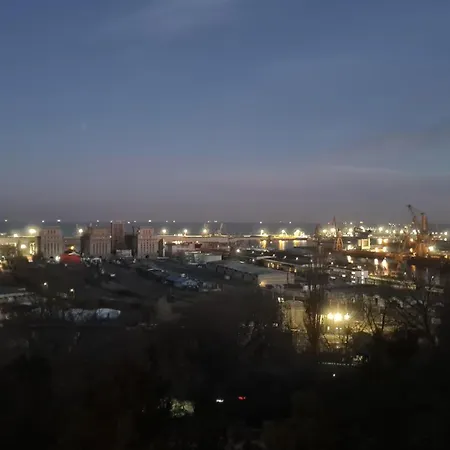 Traian Sea View Апартаменты