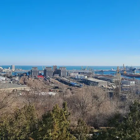 Traian Sea View Apartmán *